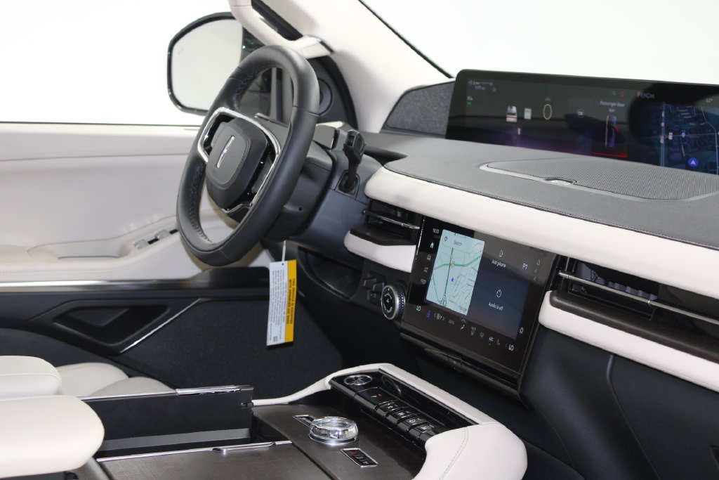New 2027 Lincoln Navigator L Reserve AWD/4WD image 33