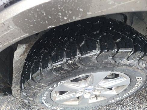 Used 2019 Ford F150 Lariat AWD/4WD image 4