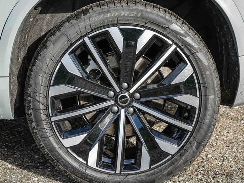 New 2026 Volvo XC90 T8 Ultra w/ Protection Package image 10