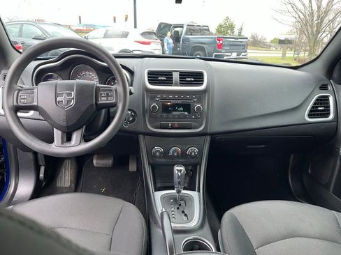 Used 2013 Dodge Avenger SE image 7