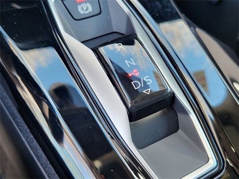 New 2025 Audi Q5 Premium Plus image 17