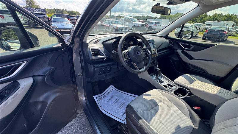 Used 2023 Subaru Forester AWD/4WD image 33