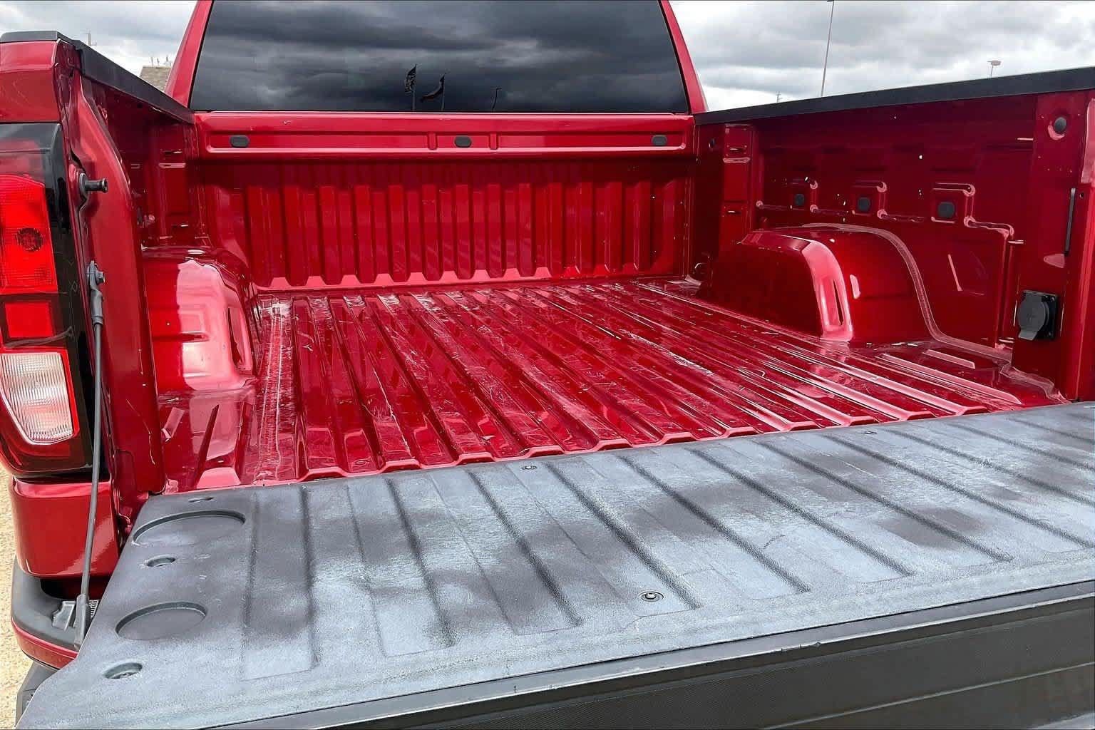 Used 2023 GMC Sierra 1500 Elevation RWD image 17