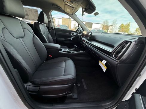 New 2026 Kia Sorento S AWD/4WD image 34
