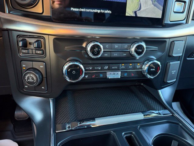 Used 2023 Ford F150 Raptor w/ Raptor Carbon Fiber Package AWD/4WD image 21