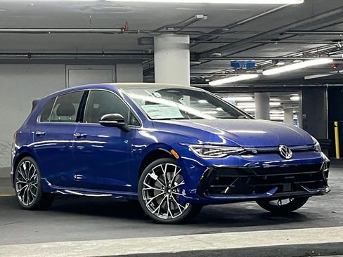 New 2026 Volkswagen Golf AWD/4WD image 2