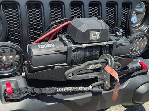 Certified 2022 Jeep Wrangler Rubicon AWD/4WD image 9