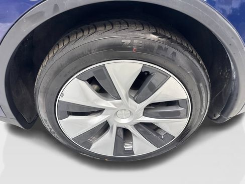 Used 2023 Tesla Model Y Long Range AWD/4WD image 85