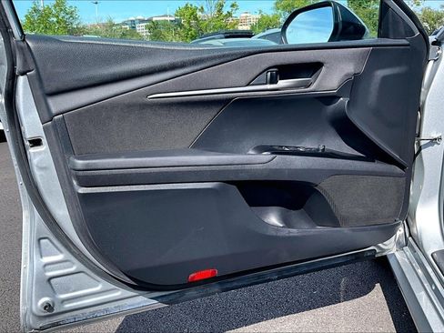 Used 2025 Toyota Camry LE FWD image 21
