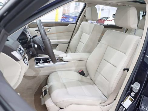 Used 2016 Mercedes-Benz E 350 4MATIC Wagon w/ Premium Package image 24