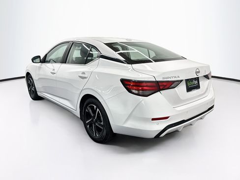 Used 2025 Nissan Sentra SV FWD image 5