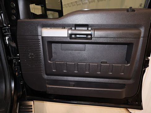 Used 2016 Ford F350 Lariat w/ Lariat Ultimate Package image 17