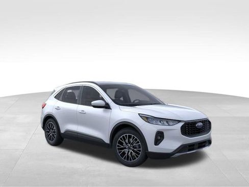 New 2026 Ford Escape SE FWD image 8