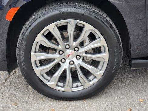 Certified 2023 GMC Yukon XL Denali w/ Denali Reserve Package image 12