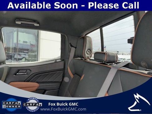 Certified 2025 GMC Canyon AT4 image 8