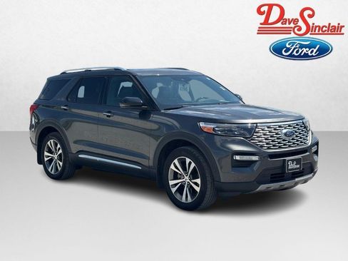 Used 2020 Ford Explorer Platinum w/ Premium Technology Package AWD/4WD image 4