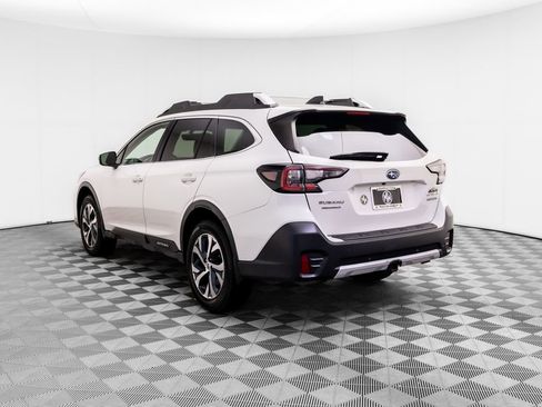 Used 2021 Subaru Outback Touring XT AWD/4WD image 4