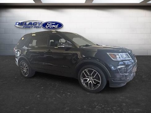 Used 2018 Ford Explorer Sport image 8
