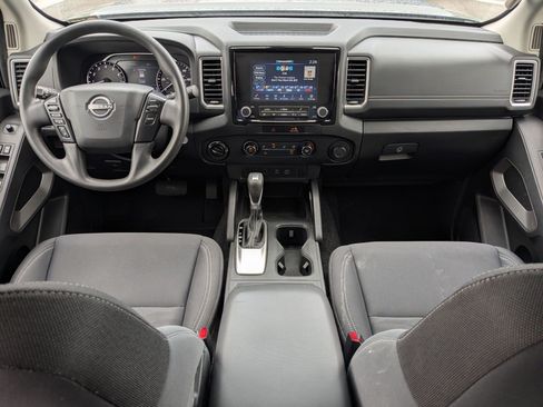 Used 2022 Nissan Frontier SV AWD/4WD image 30