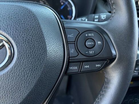 Used 2020 Toyota RAV4 XSE image 23