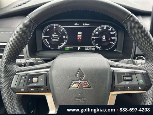 Used 2023 Mitsubishi Outlander SEL AWD/4WD image 20