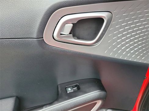 Used 2023 Kia Soul LX w/ Option Group 015 image 17