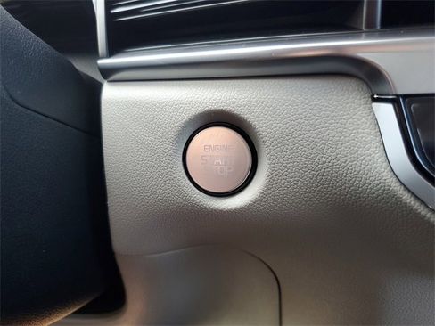 New 2026 Kia Sorento S w/ S Panoramic Sunroof Package image 28