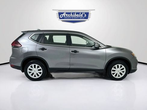 Used 2019 Nissan Rogue S AWD/4WD image 9