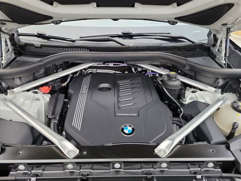 Used 2023 BMW X5 xDrive40i w/ Premium Package image 16