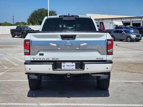 Used 2024 Nissan Titan Platinum Reserve w/ Moonroof Package AWD/4WD image 33