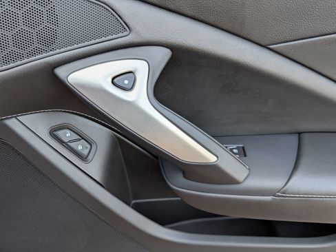 Used 2017 Chevrolet Corvette Stingray Coupe w/ Carbon Flash Badge Package RWD image 19