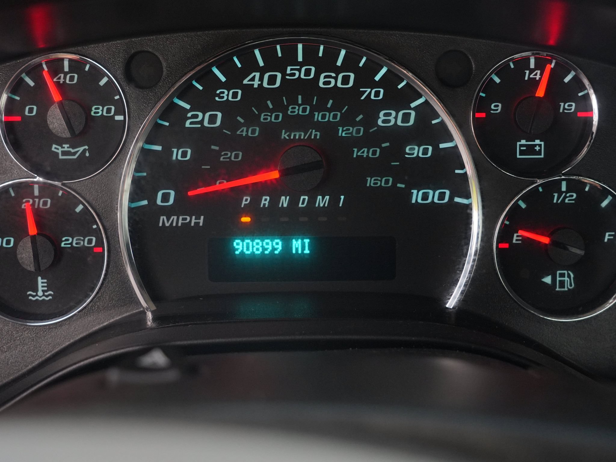 Used 2019 Chevrolet Express 2500 w/ Communications Package RWD image 27