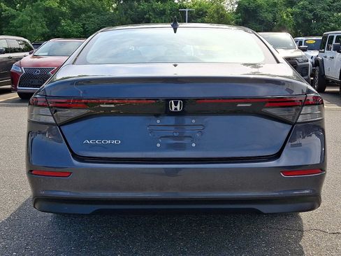Used 2024 Honda Accord EX image 5