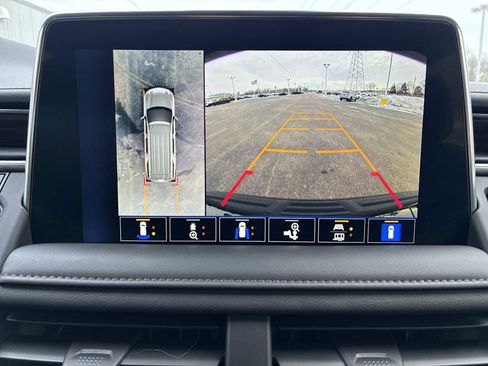 Certified 2024 Chevrolet Suburban High Country image 16