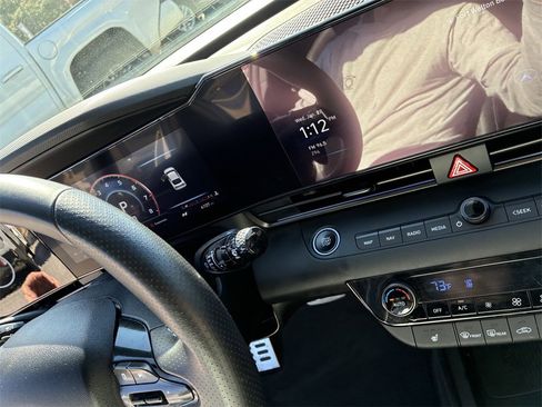 Used 2025 Hyundai Elantra N image 24