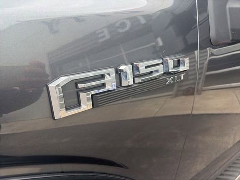 Used 2019 Ford F150 XLT w/ Equipment Group 302A Luxury AWD/4WD image 7