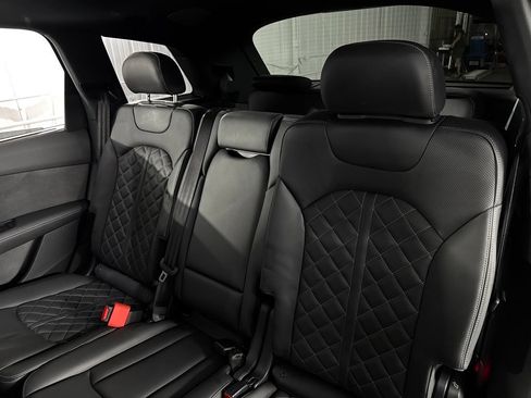 Used 2023 Audi SQ7 Premium Plus AWD/4WD image 43