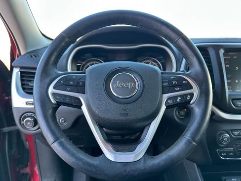 Used 2014 Jeep Cherokee Limited w/ Technology Group image 26