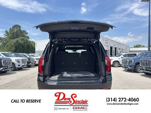 New 2026 GMC Yukon AT4 w/ AT4 Premium Plus Package AWD/4WD image 25