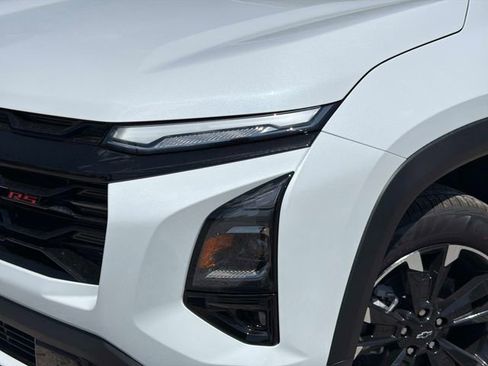 New 2026 Chevrolet Equinox RS FWD image 9