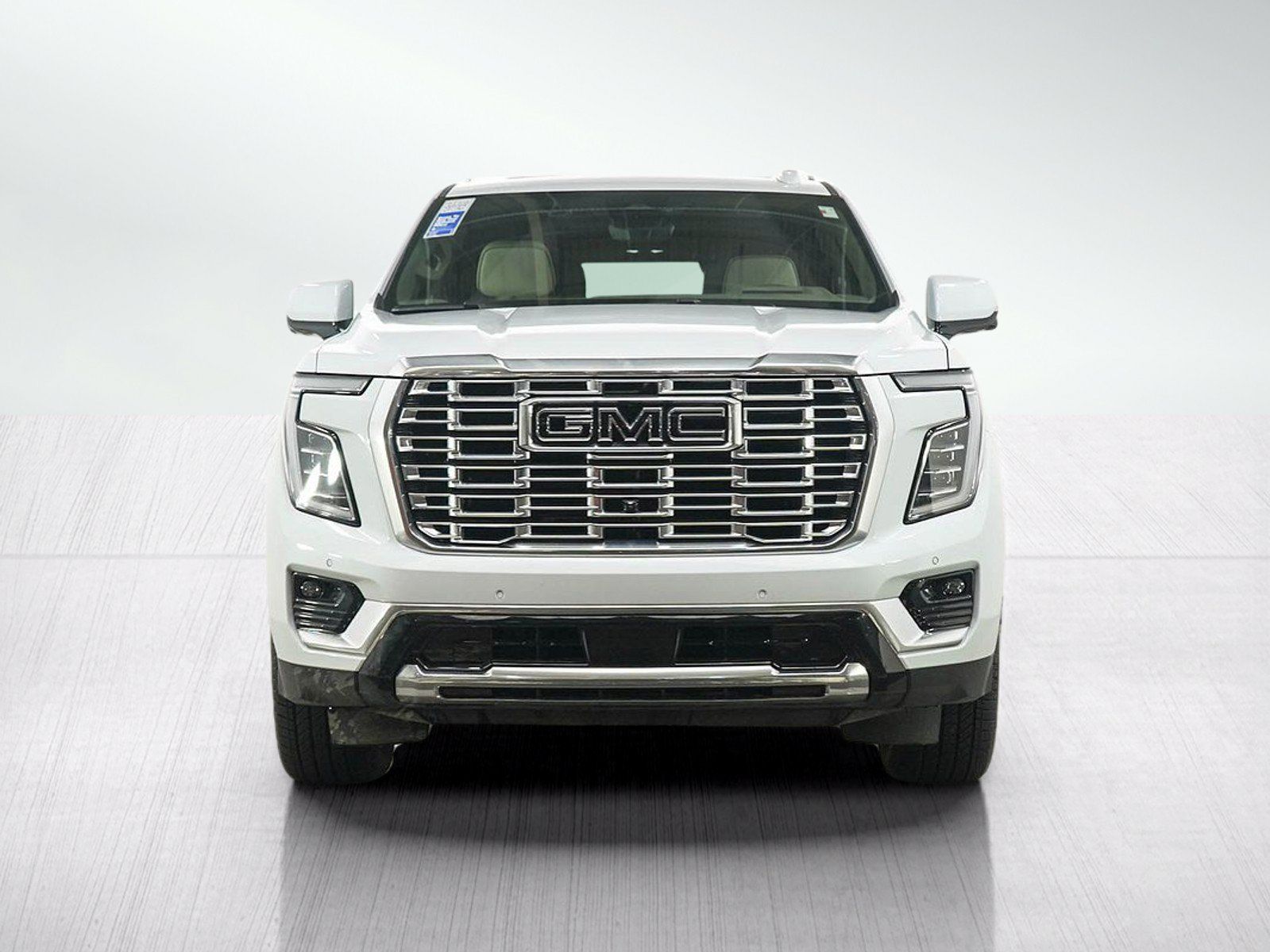 Used 2026 GMC Yukon Denali w/ Denali Reserve Package AWD/4WD image 8