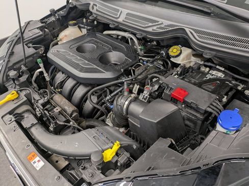 Used 2021 Ford EcoSport SE w/ SE Convenience Package image 30