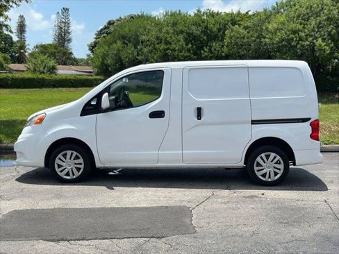 Used 2020 Nissan NV200 SV w/ Back Door Glass Package FWD image 5