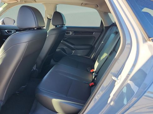 Used 2022 Honda Civic Touring image 11