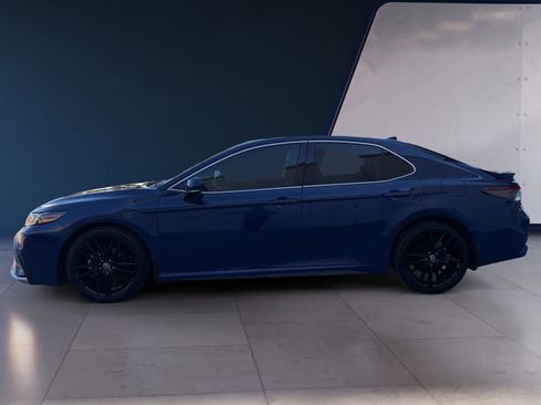 Used 2023 Toyota Camry XSE image 2