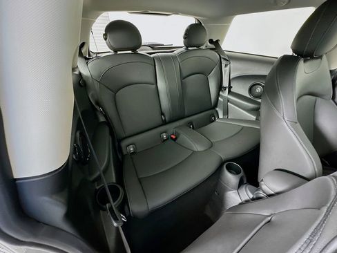 Certified 2024 MINI Cooper SE image 26