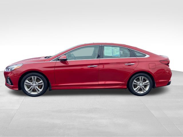 Used 2019 Hyundai Sonata Limited w/ Ultimate Package 04 FWD image 2
