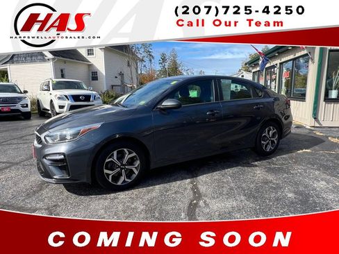 Used 2021 Kia Forte LXS FWD image 2