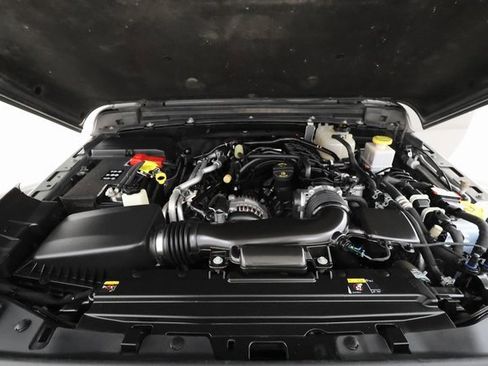 Used 2023 Jeep Gladiator Overland image 6