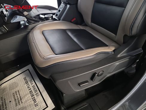 Used 2023 Ford Bronco Wildtrak image 23